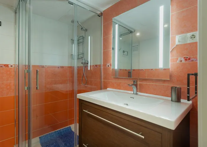 5 Junto Al Mar Torremolinos