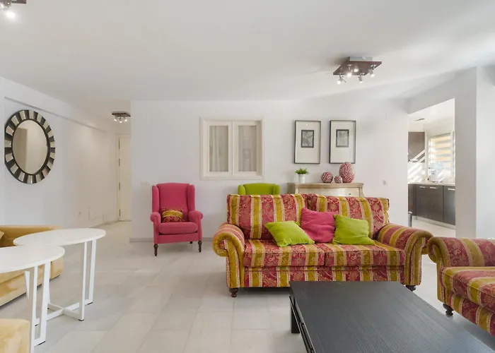 5 Junto Al Mar Torremolinos